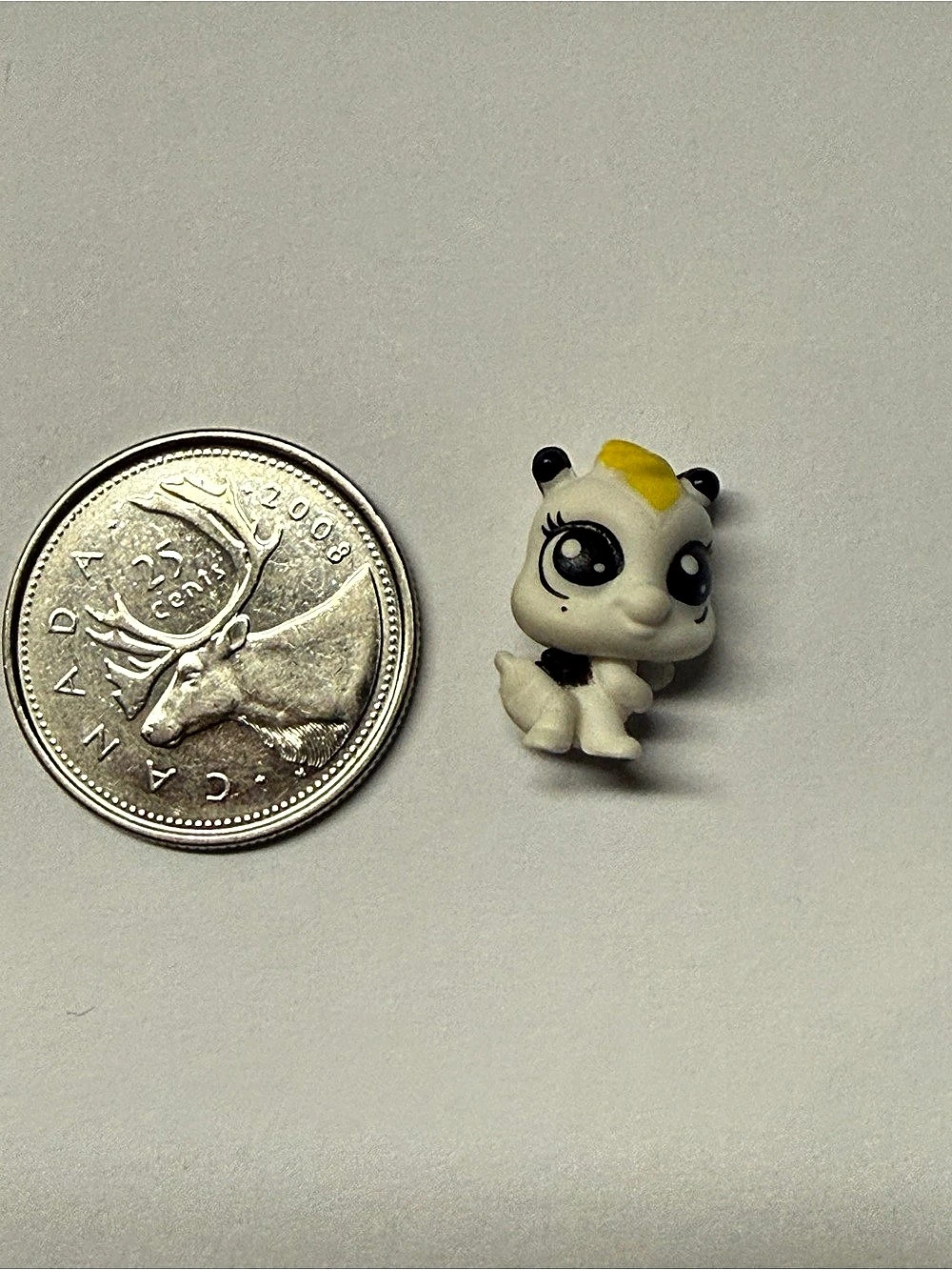 Hasbro Littlest Pet Shop (Series 1) #1-41 Sunshine Honeybee Teeny